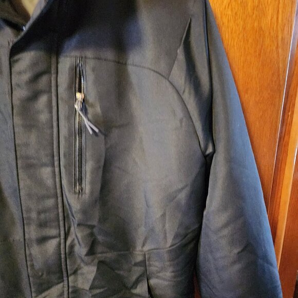 Men's Small All In Motion Black Hooded Zip Up Puffer Coat EUC - Picture 4 of 10